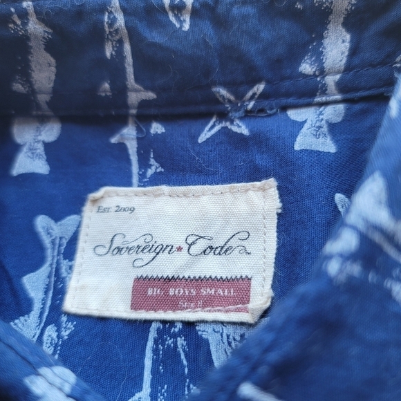 Sovereign Code Nordstorm Shirt Boys Blue Shark Fish Button Down Short Sleeve S - Picture 5 of 8